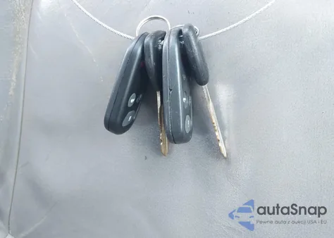 2000 Honda Accord 2.3 Ex from USA, damaged, VIN 1HGCG5661YA007791